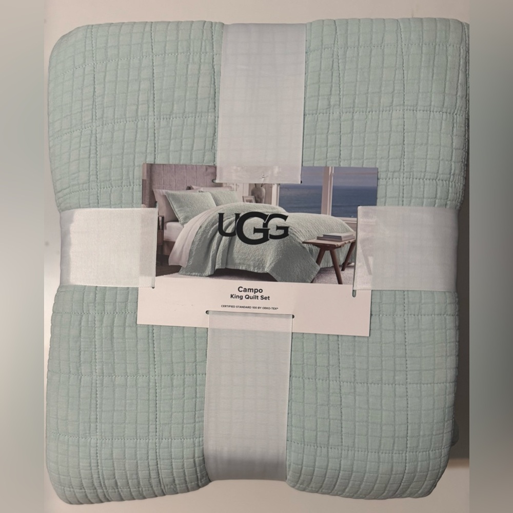 UGG Campo Exquisite 3 pc Set New - Picture 3 of 13